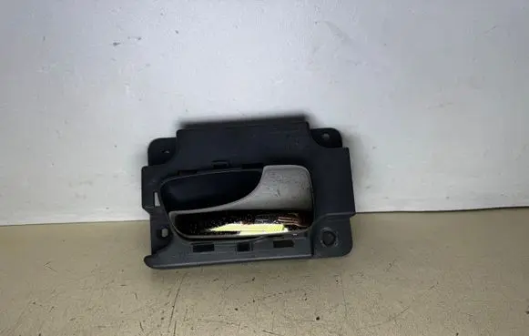 Volvo S70 V70 V70 XC Front door interior handle 9152498 7847