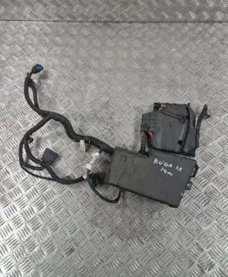 Ford Kuga II Fuse box set AV6T14A076AB 19197 C9Y1D