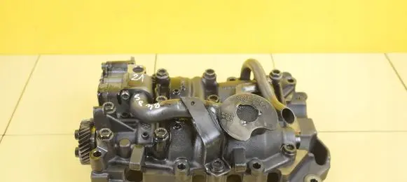 Volkswagen Golf VI Oil pump 03G115169E CBA