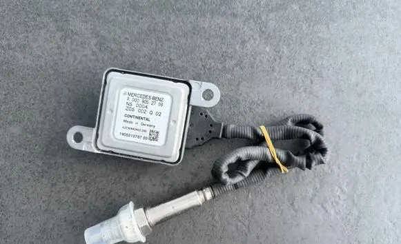 Mercedes-Benz Vito Viano W447 Lambda probe sensor A0009052709 A2C164424002 1905210787