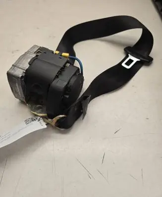 Audi A6 S6 C5 4B Rear seatbelt 193857737