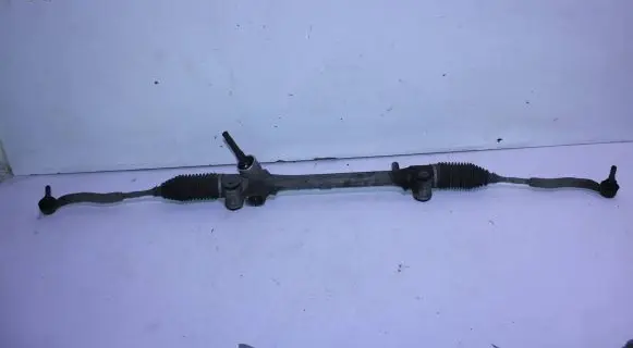 Toyota Yaris Steering rack