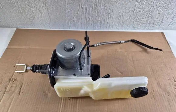 Tesla Model Y Juniper ABS Pump 218867100D