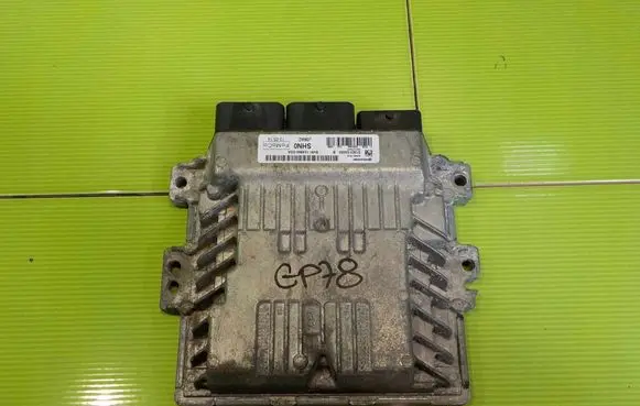 Ford Focus Engine control unit/module GP78 BV6112A650DGA