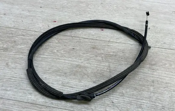 Porsche Macan (95B) Engine bonnet/hood lock release cable 95B82353509