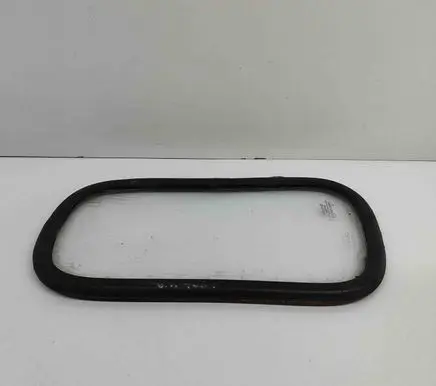 Land Rover Defender Rear side window 43R000981 MWC4715