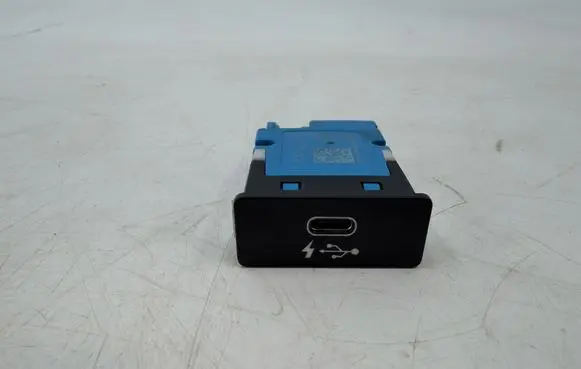 USB socket connector
