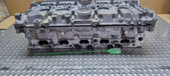 Volvo V70 Engine head 1001773006