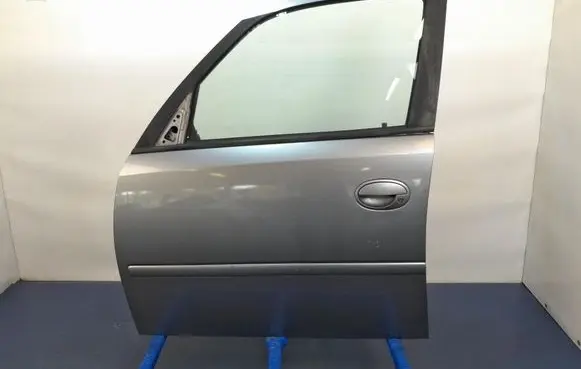Opel Meriva A Front door 