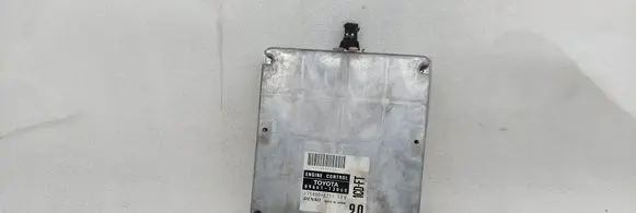 Toyota Corolla Verso E121 Engine control unit/module 8966113060 1758005211