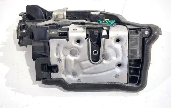 BMW X2 F39 Rear door lock 7281940