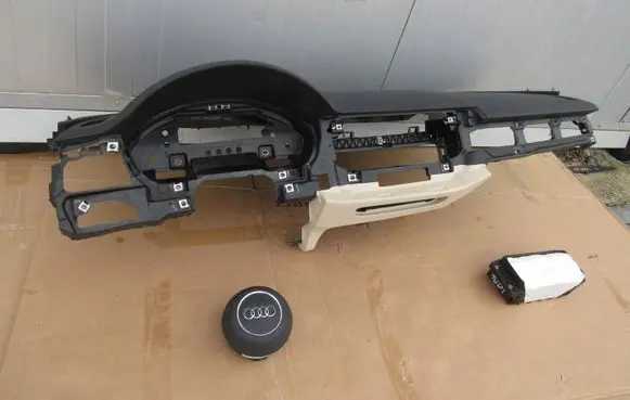Audi A5 Airbag set with panel 8W1857001K