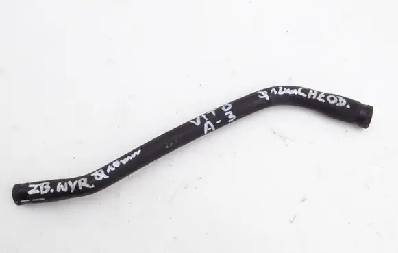 Mercedes-Benz Vito Viano W639 Engine coolant pipe/hose