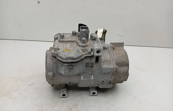 Lexus RX 450H Air conditioning (A/C) compressor (pump) 0422000464