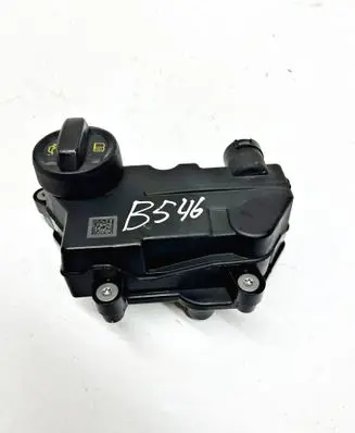 Volkswagen Polo VI Oil breather separator 05C103495B
