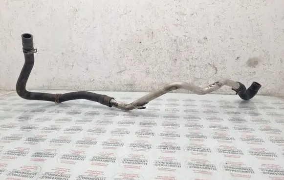 Volkswagen Touareg I Engine coolant pipe/hose 7L6815986A