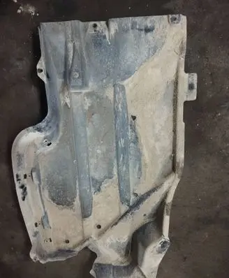 BMW X3 E83 Fuel tank bottom protection 51713400040