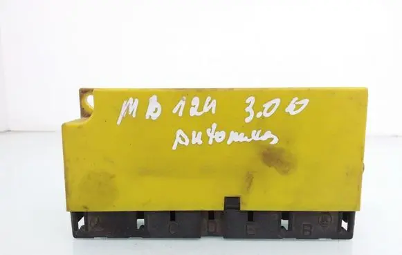 Mercedes-Benz E W124 Comfort/convenience module 1248203126