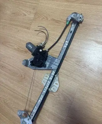 Renault Espace III Front door window regulator with motor 0130821631 190484000