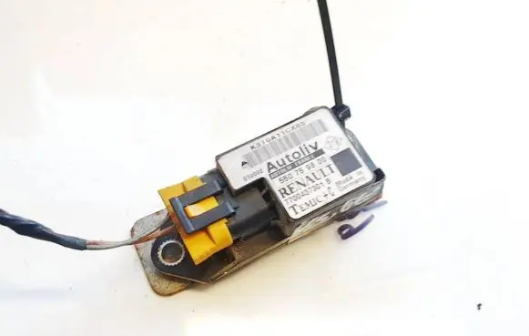 Renault Scenic I Airbag deployment crash/impact sensor 7700437301b 550759800