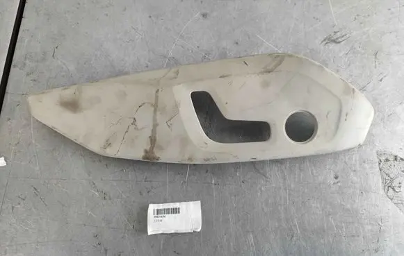 Volvo XC90 Front door seat control surround trim 39831636