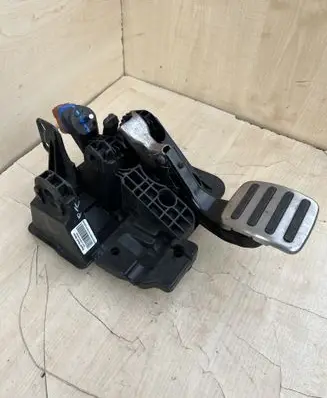 Fiat 500 Abarth Brake pedal bracket assembly 5317647500 258312C029