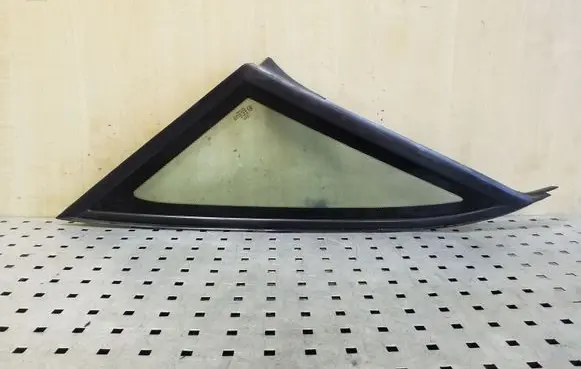 Audi A6 S6 C4 4A Rear side window