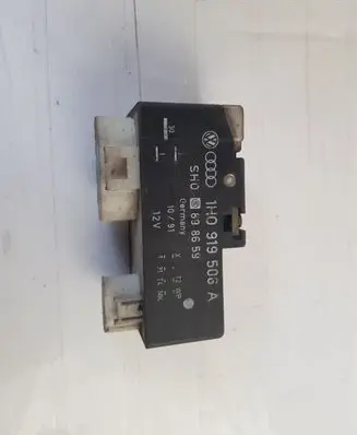Volkswagen Golf III Coolant fan relay 1H0919506A