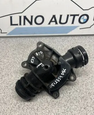 Thermostat/thermostat housing