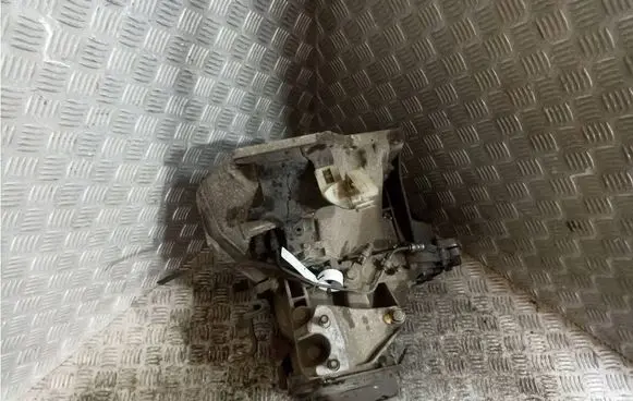 Ford Turneo Courier Manual 6 speed gearbox ET7R7002ABF