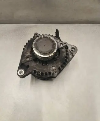 Toyota RAV 4 (XA20) Generator/alternator 