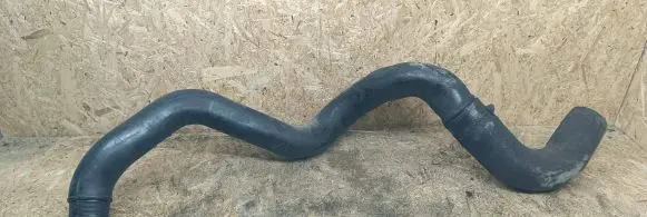 Volvo S40, V40 Air intake hose/pipe 30883247