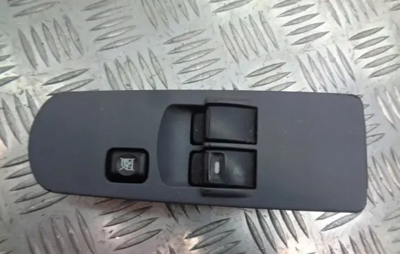 Mitsubishi Colt Front door window switch trim MR587477