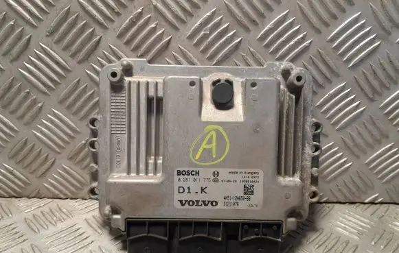 Volvo V50 Engine control unit/module 4N5112A650BB 31211076 0281011775