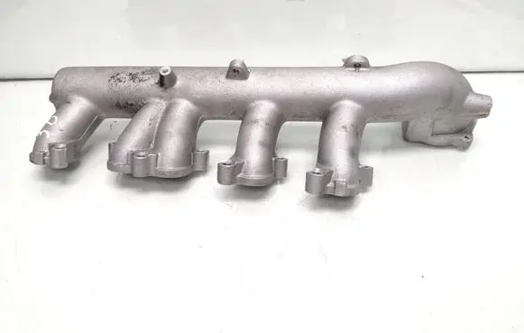 Volkswagen Touareg I Intake manifold 07Z129712E