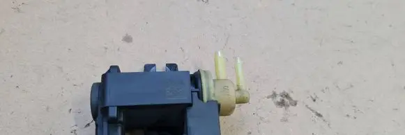 Audi Q5 SQ5 Turbo solenoid valve 8K0906627 04360 4010835A