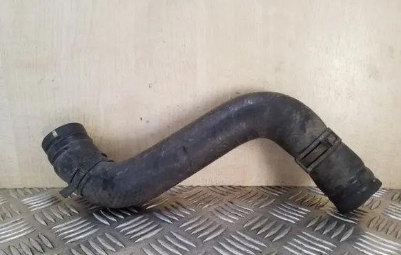 Toyota Land Cruiser (J120) Engine coolant pipe/hose