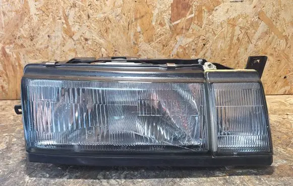 Nissan Sunny Headlight/headlamp 110-63210