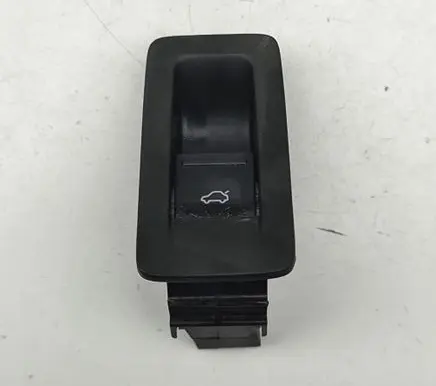 Volkswagen Scirocco Tailgate/boot open switch button 1K8959551B 1K0959831