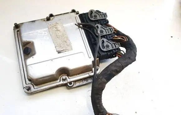 Renault Scenic I Engine control unit/module 0281010483 8200127078