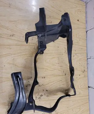 Mercedes-Benz E W212 Side radiator support slam panel PP212620021