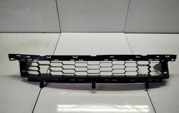 Skoda Karoq Front bumper lower grill 57A853677A