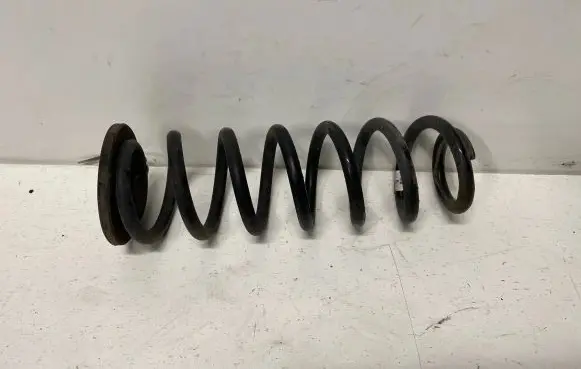 Audi A3 S3 8V Rear coil spring 5Q0511115