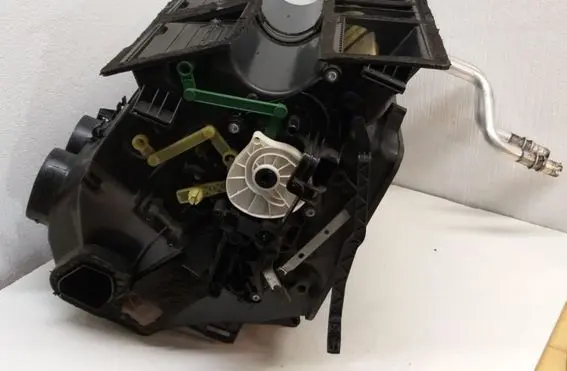 Volvo V70 Interior heater climate box assembly housing P30630740