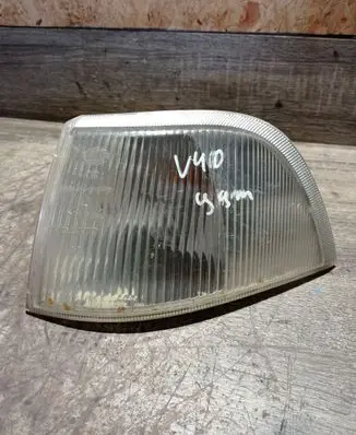 Volvo S40, V40 Front indicator light