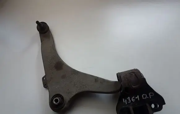 Volvo S60 Front lower control arm/wishbone 31317662