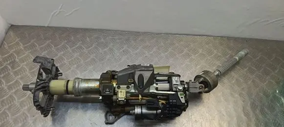 BMW 5 E60 E61 Steering wheel axle 6774626