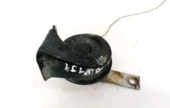 Nissan Almera Tino Horn signal E9011157