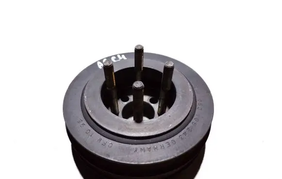 Audi A6 S6 C4 4A Crankshaft pulley 053105243