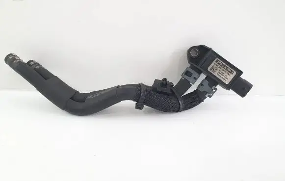 Audi Q7 4M Exhaust gas pressure sensor 059906051E